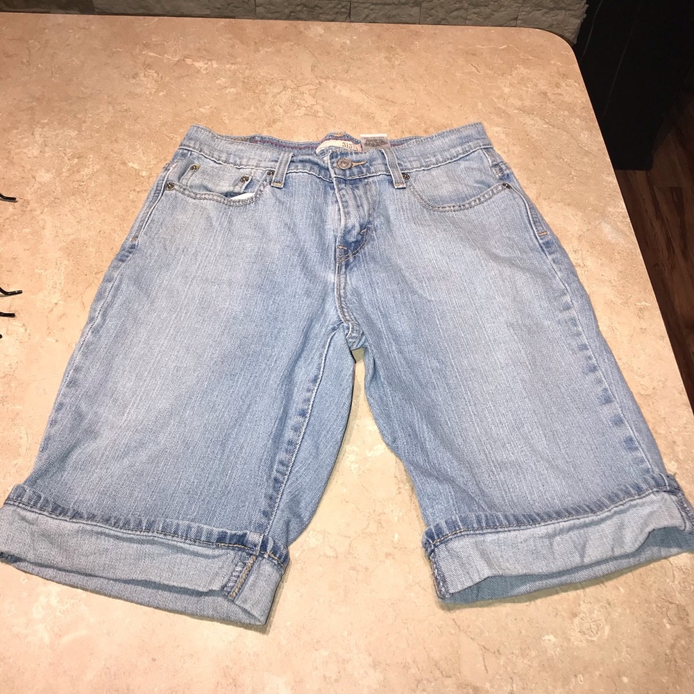 Levi shorts
